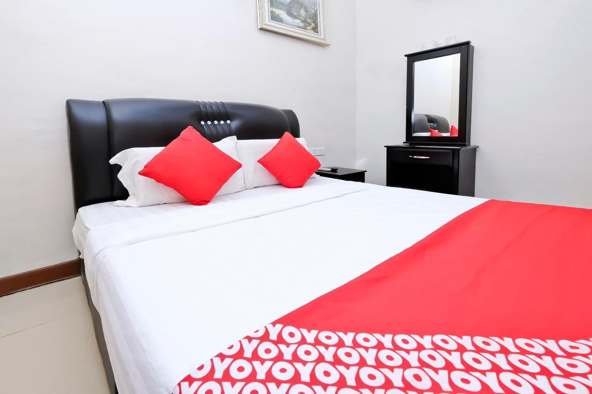 Oyo 714 Arina Hotel