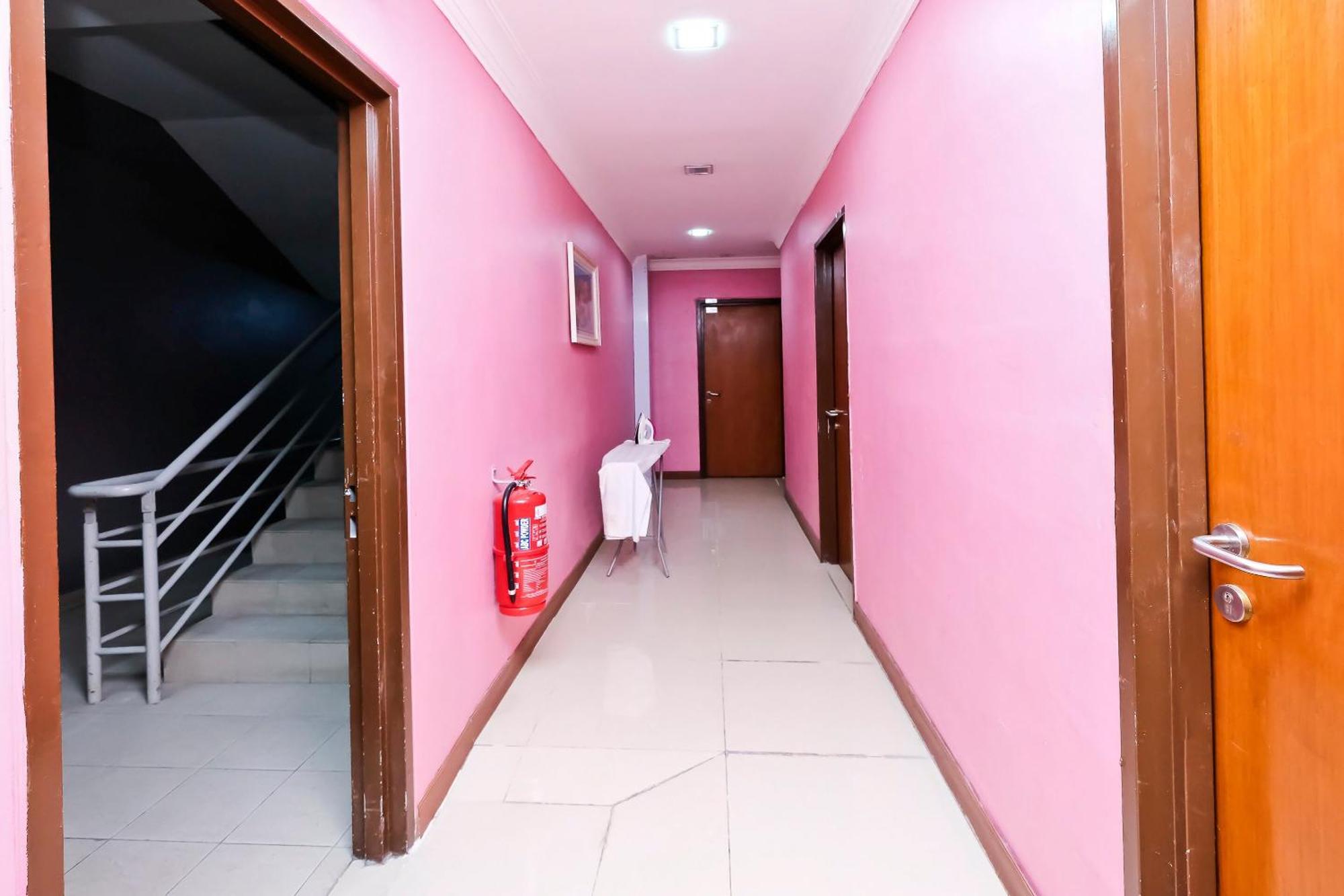 Oyo 714 Arina Hotel Bangi
