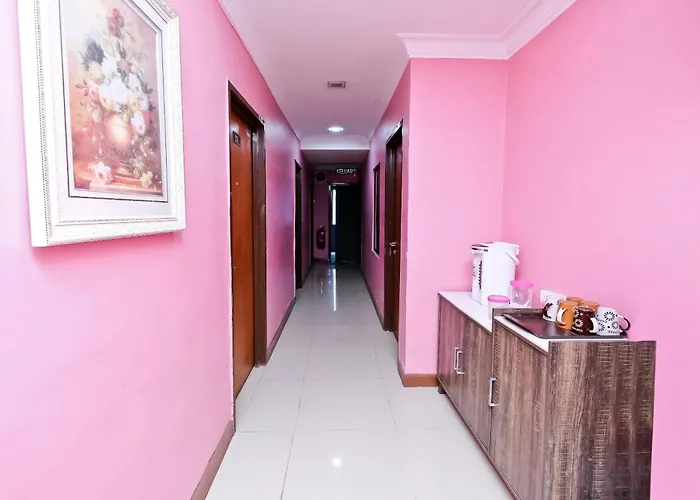 Oyo 714 Arina Hotel